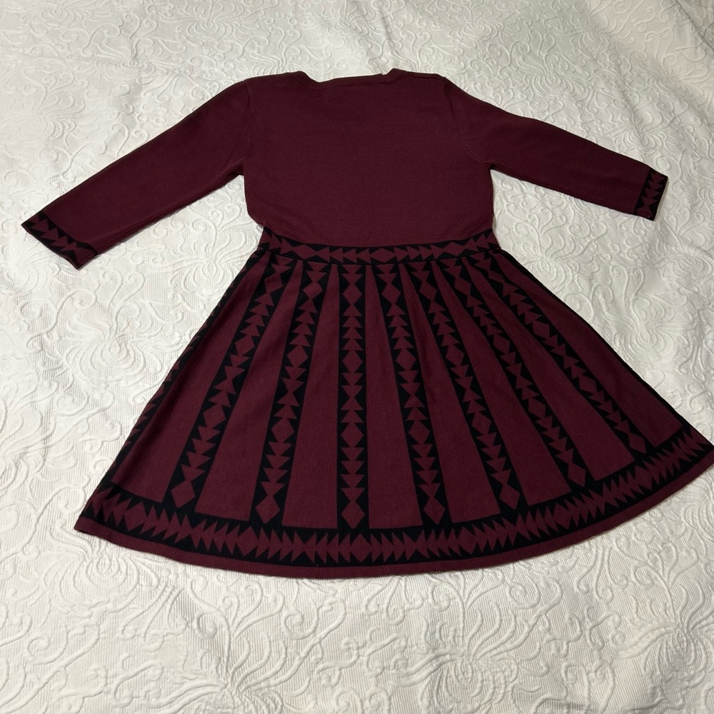 Nina Leonard Printed Sweater Dress
